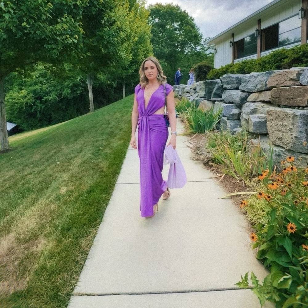 Baobab "Nia Dress" in Gazella - a stunning deep V-cut maxi dress